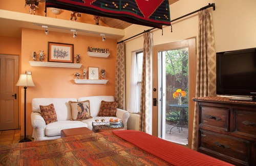 South Capitol Cama Y Desayuno | Four Kachinas Bed & Breakfast Inn