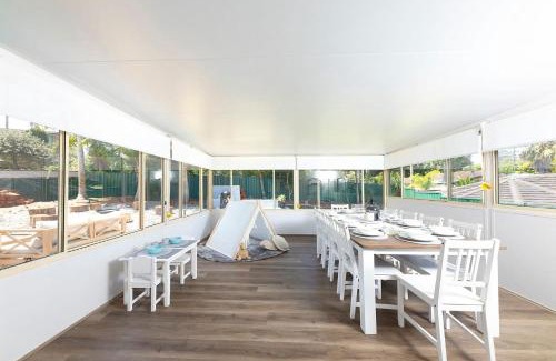 Forster Casa | Four Palms Forster Luxe Spacious Pet Friendly