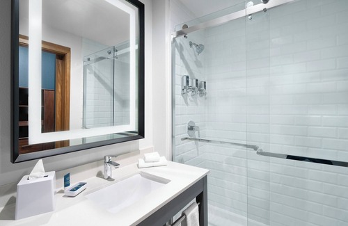 Central Oklahoma City Hotel | Four Points by Sheraton Oklahoma City Airport