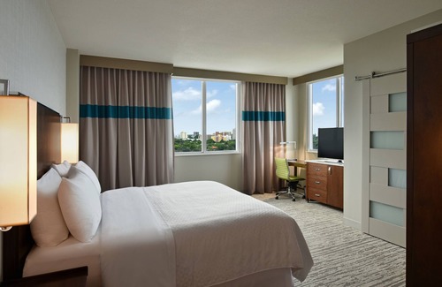 Coral Way Hotel | Four Points by Sheraton Coral Gables