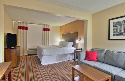 Donelson Hotel | Four Points by Sheraton Nashville Airport
