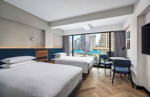 Bangkok Central Business District Hotel | Four Points By Sheraton Bangkok, Sukhumvit 22