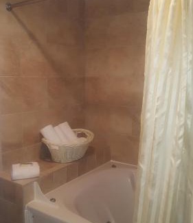 Northeast Virginia Beach Hotel | Four Sails Resort