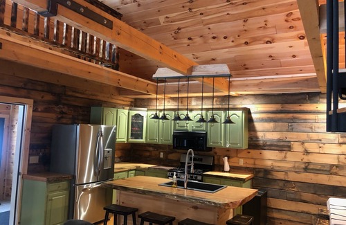 Jackman Casa | Four Season Log Cabin on Moose River