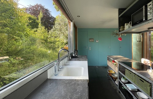 Doudeville Casa | FOUR SEASONS HOUSE