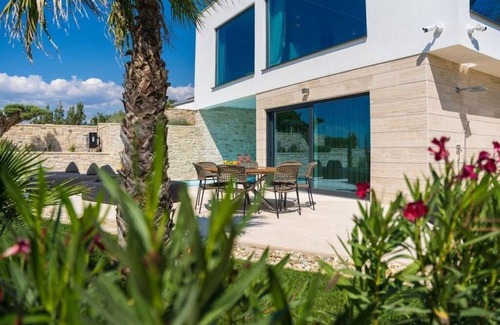 Ljubac Villa | Four Seasons Ljubač Seaside