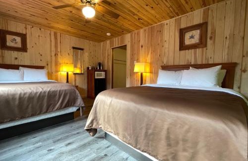 South Fork Cabina | Four Seasons Lodge