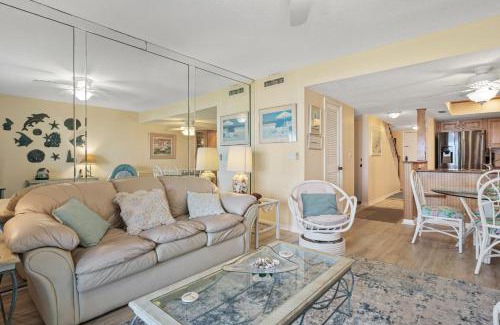 Crescent Beach Apartamento | Four Winds I-9T