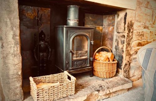 Pateley Bridge Casa | Fox Cottage - Cosy Stay on Pateley High Street