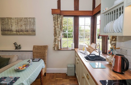 Droitwich Cabaña | Fox Cottage, DROITWICH SPA