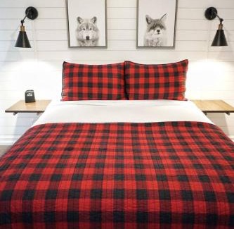 West Village Casa | Fox Den- Pet Friendly Suite In Shaver Lake