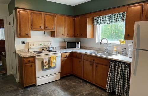 Greenville Casa | Fox Hall - Walk to Moosehead Lake Access & Town - Hike/ATV/Boat/Kayak/Etc