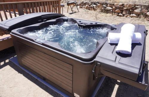 Indian Mountain Casa | Fox Hole Serene Secluded Private Cabin Hot Tub
