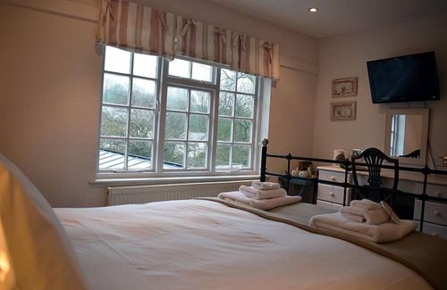 Llancarfan Hotel | Fox & Hounds