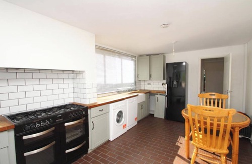 Hayes and Coney Hall Casa | Fox Lane Farm Cottage