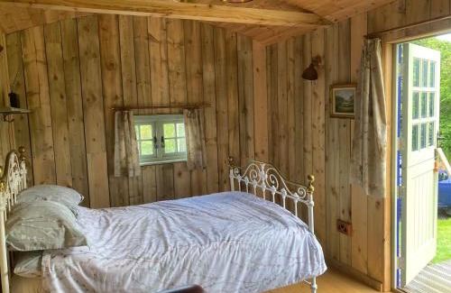 Sidmouth Otro | Fox lodge Shepherd Hut Sidmouth