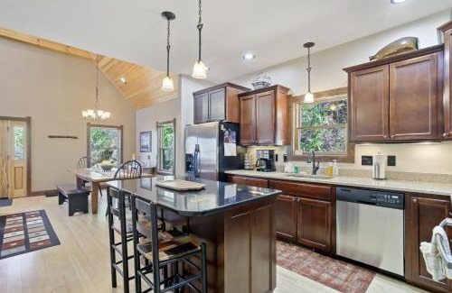 Boone Casa | Fox Mountain Lodge