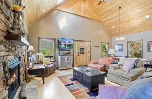 Boone Casa | Fox Mountain Lodge