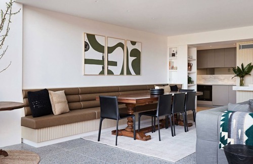 Elizabeth Bay Apartamento | Fox on Macleay is a Two Bedroom Apartment