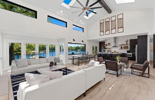 Westport Casa | Fox Run w/Heated Pool & Optional Boat Rental