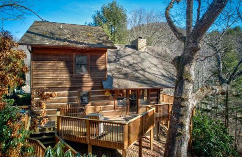 Sugar Grove Casa | Fox's Lair