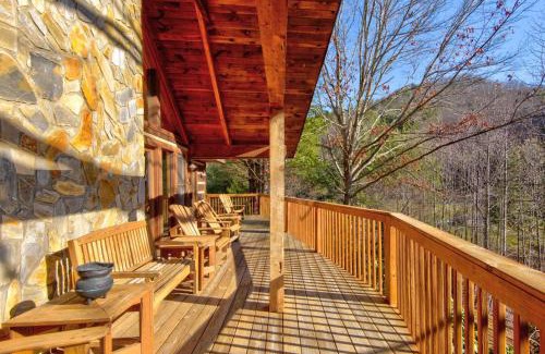 Sugar Grove Casa | Fox's Lair