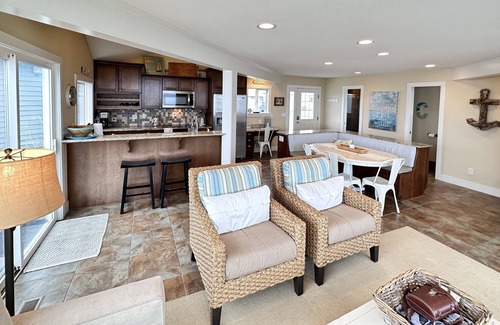 Langley Cabina | Fox Spit Bungalow - waterfront home on Whidbey Island