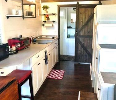 Austin Casa | Fox Tiny Home - The Cabins at Rim Rock