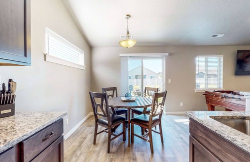 Nampa Casa | Foxglove Place | House in Nampa with a large yard, hot tub, & firepit
