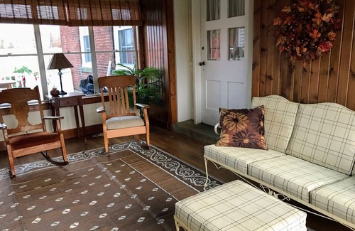 Wayne County Casa | Suite de huéspedes Foxlake Farm