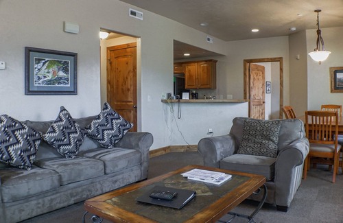 Kimball Junction Condominio | Foxpoint 2 Bedroom Condo by RedAwning