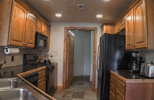 Kimball Junction Condominio | Foxpoint 2 Bedroom Condo by RedAwning