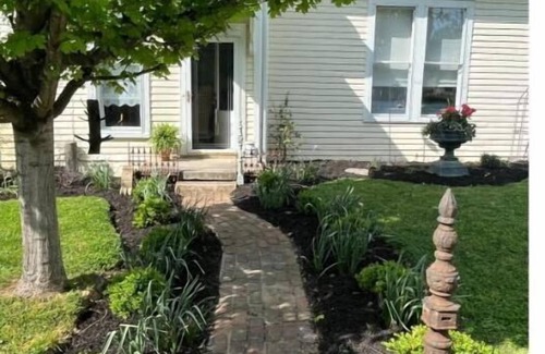 Springfield Casa | FOXRUN COTTAGE in the Historic District