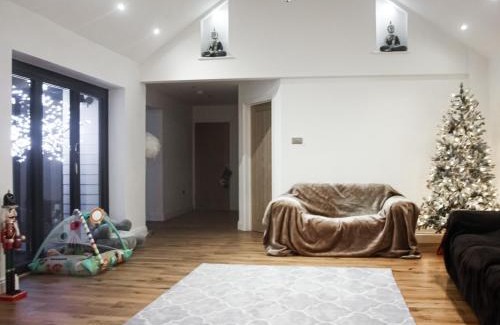 Harrietsham Casa | Foxton Lodge - Uk47296