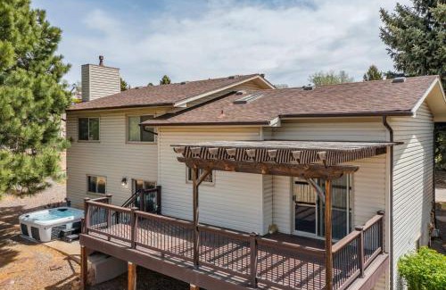 Park Vista Casa | Foxwood Acres Family Home Hot Tub & Mountain Views