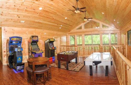 Pittman Center Casa | Foxwood Mansion Cabin