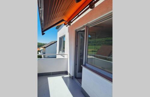 Bad Kissingen Apartamento | Fränkische Rhön Wohnung mit Bergblick ツ