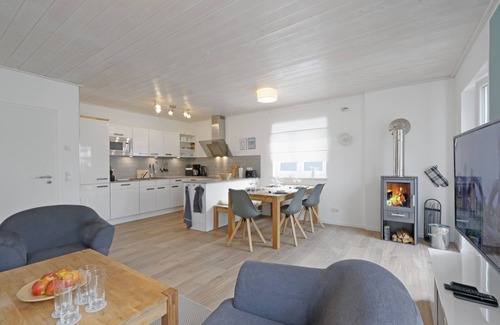 Altefaehr Casa | Miss Meer-Su casa de vacaciones en Rügen: vacaciones familiares 6 adultos y 2 niños