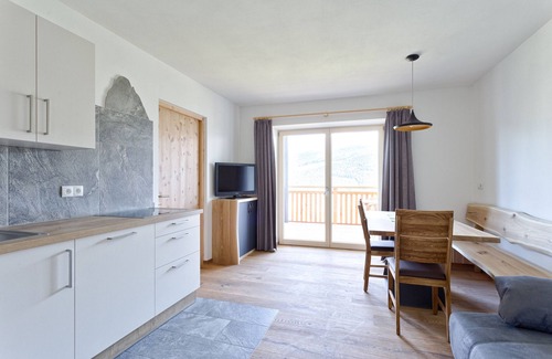 Barbiano Apartamento | Frühaufhof Apartment "Three Peaks"