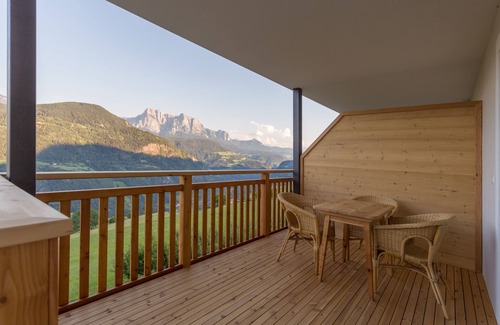 Barbiano Apartamento | Frühaufhof Apartment "Three Peaks"