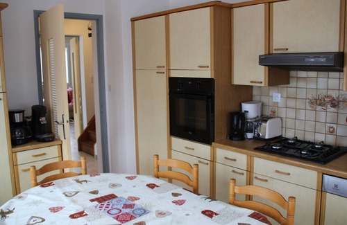 Autrans Casa | Casa espaciosa 18 pers, 8 hab, chimenea, jardín cercado, 4*