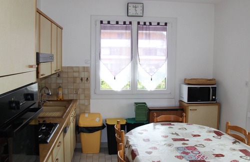Autrans Casa | Casa espaciosa 18 pers, 8 hab, chimenea, jardín cercado, 4*