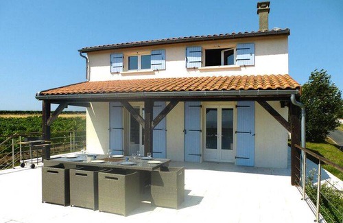 Chenac-Saint-Seurin-d'Uzet Casa | 150 m² House ∙ 4 bedrooms ∙ 8 guests