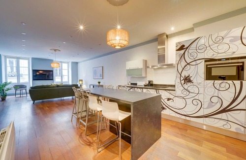 Bordeaux Golden Triangle Apartamento | 90 m² Apartamento ∙ 1 habitación ∙ 2 huéspedes