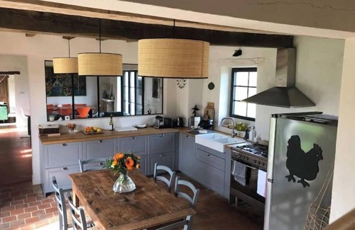 Le Gue-de-la-Chaine Casa | Charming Percheron farmhouse