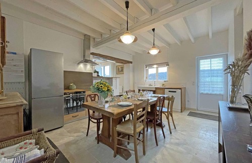 Longny les Villages Cabaña | Casa renovada, familiar y con jardín cerca de senderos y bosques