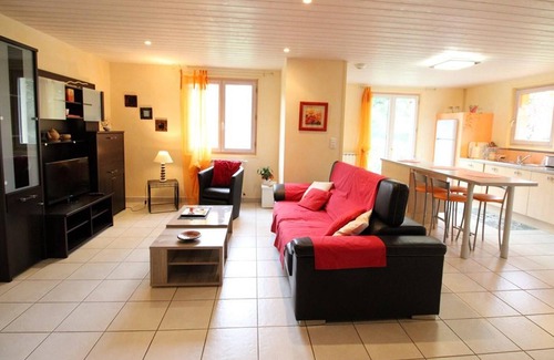 Neuveglise-sur-Truyere Cabaña | Gite Neuvéglise-sur-Truyère-Sériers, 2 bedrooms, 4 persons