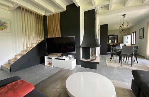 Pont-de-Montvert-Sud-Mont-Lozere Casa | contemporary house breathtaking view