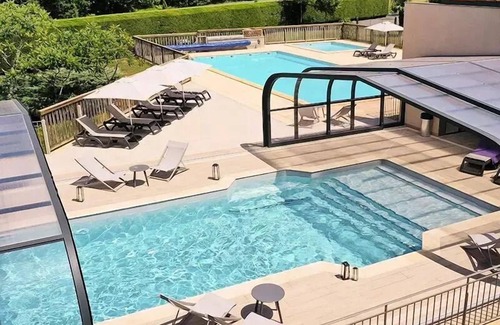 Rouffignac-Saint-Cernin-de-Reilhac Casa | Camping **** Nueva Croze - Casa móvil Confort 3 habitaciones 4/6 personas