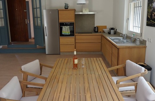 Saint-Maximin-la-Sainte-Baume Casa | Vacation in the vineyard: House for 6 with swimming pool
